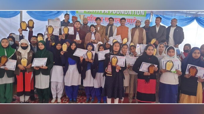 Dayitva Foundation honored 125 meritorious people