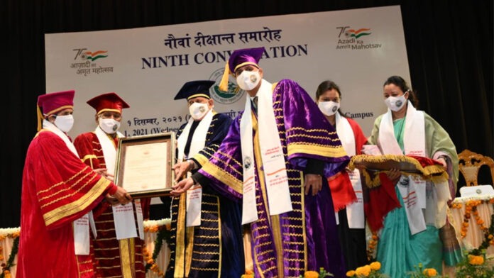 HNB Garhwal University organizes 9th Convocation