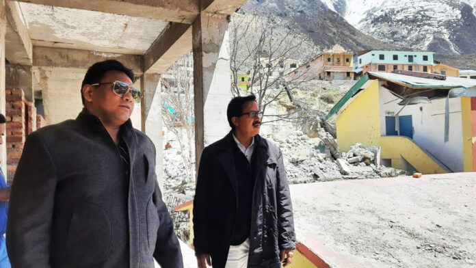 Health Secretary took stock of health care in Badrinath