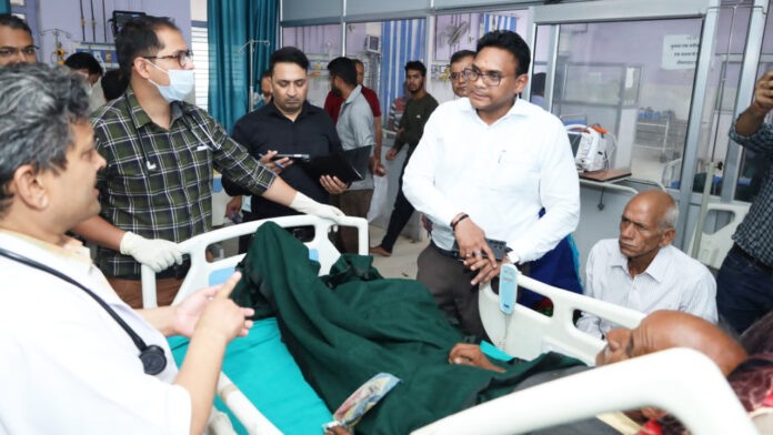 Health Secretary inspected District Hospital and CHC Chinyalisaur
