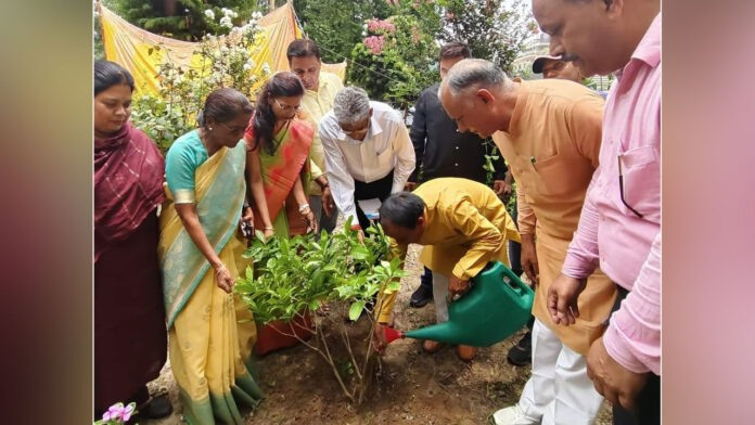 Education department will plant two lakh saplings