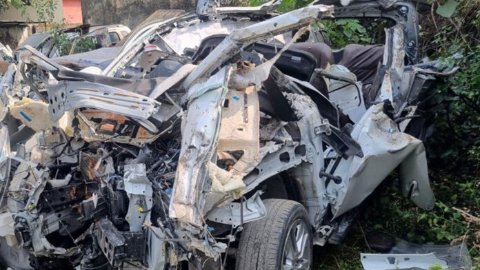 Six killed in car accident