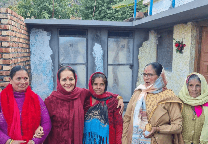 Actress Himani Shivpuri adopted Bhatwadi village